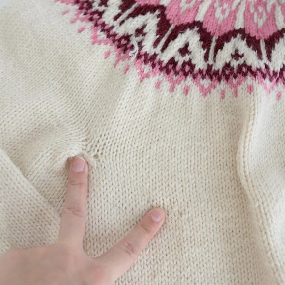 Vintage Handmade Grandma Cream Knit Pink Fair Isle Icelandic Fisherman Sweater M - Picture 9 of 13